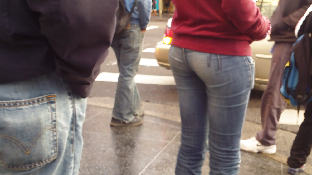 Popular teen girls butts & ass in jeans #21498503
