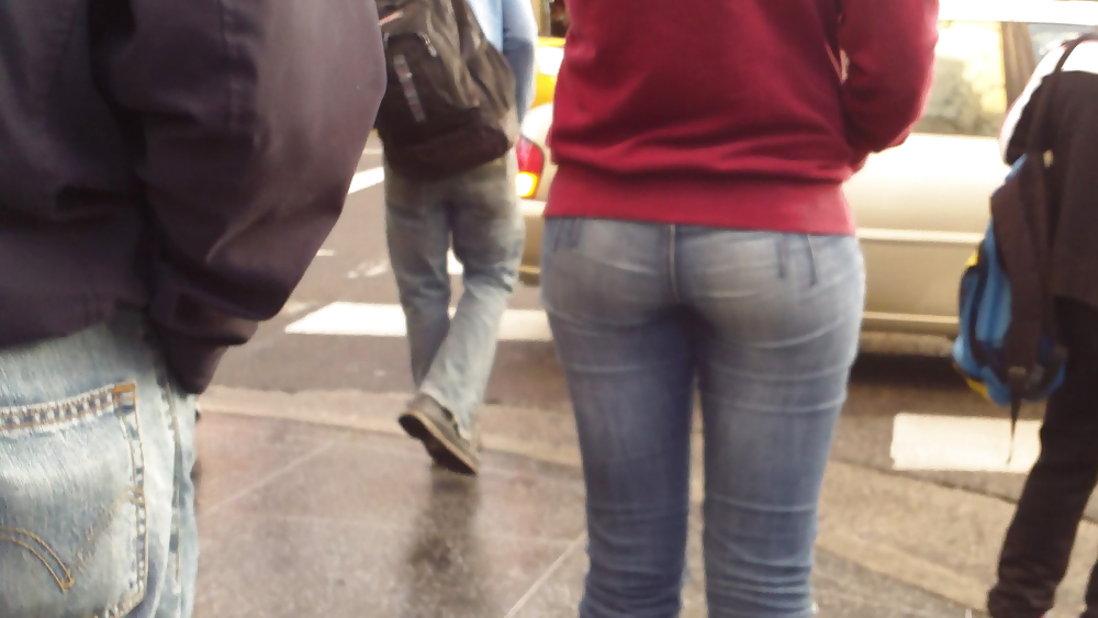 Popular teen girls butts & ass in jeans #21498510