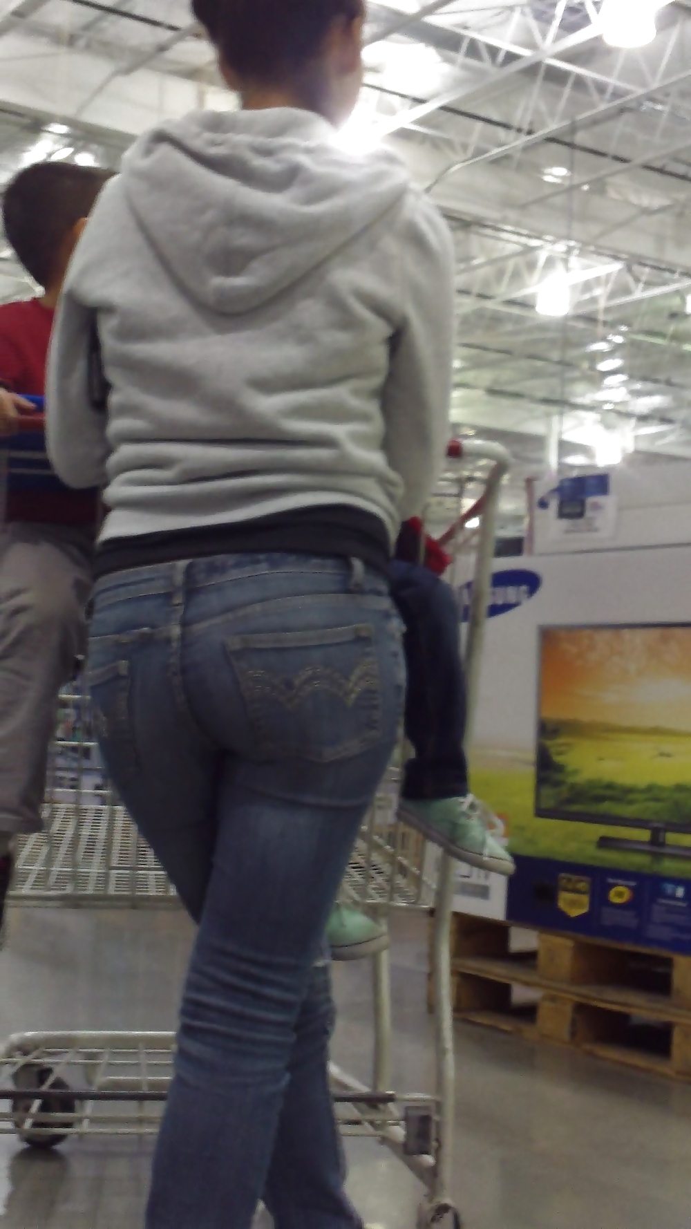 Popular teen girls butts & ass in jeans #21499041