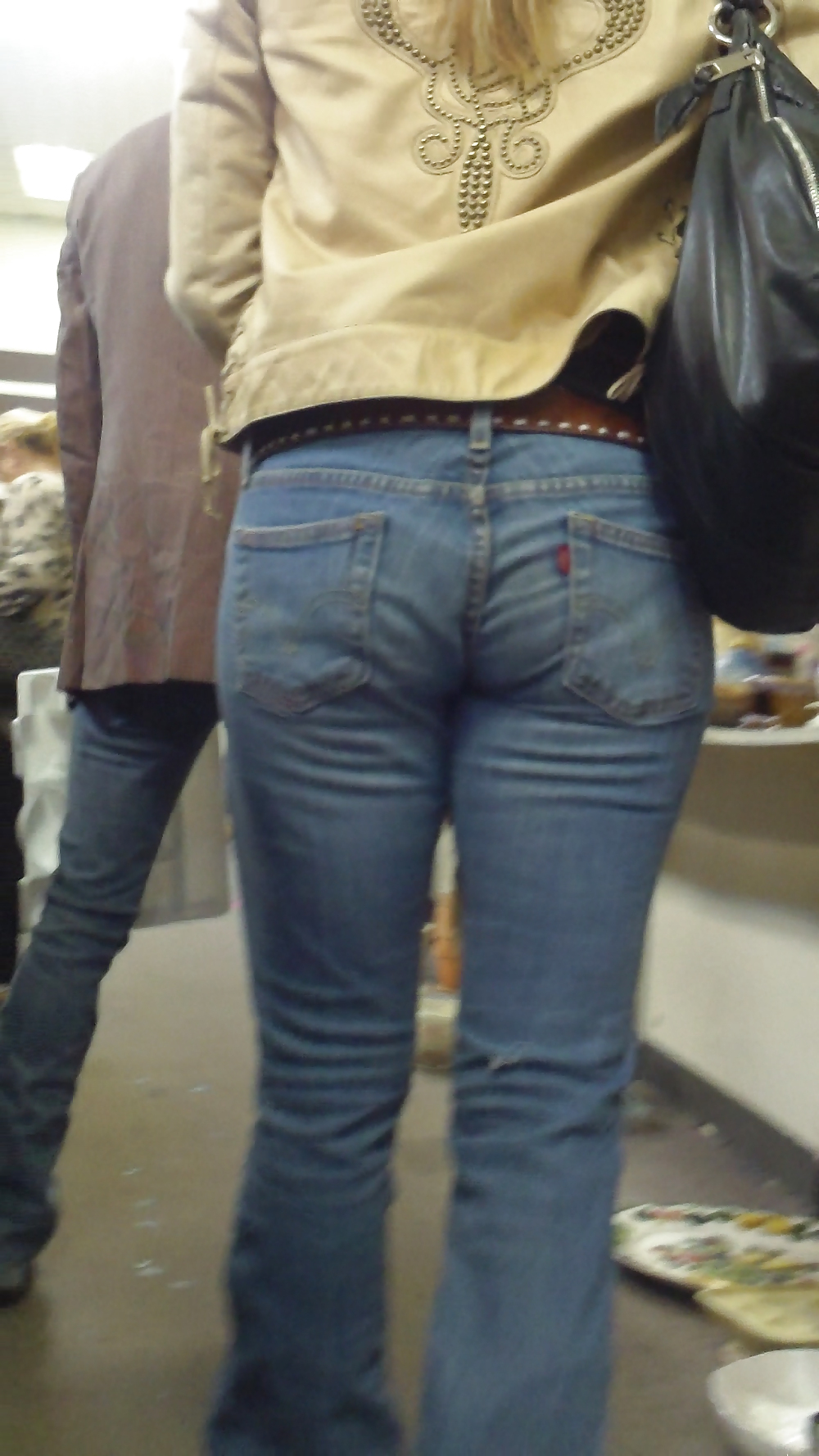 Popular teen girls butts & ass in jeans #21499286