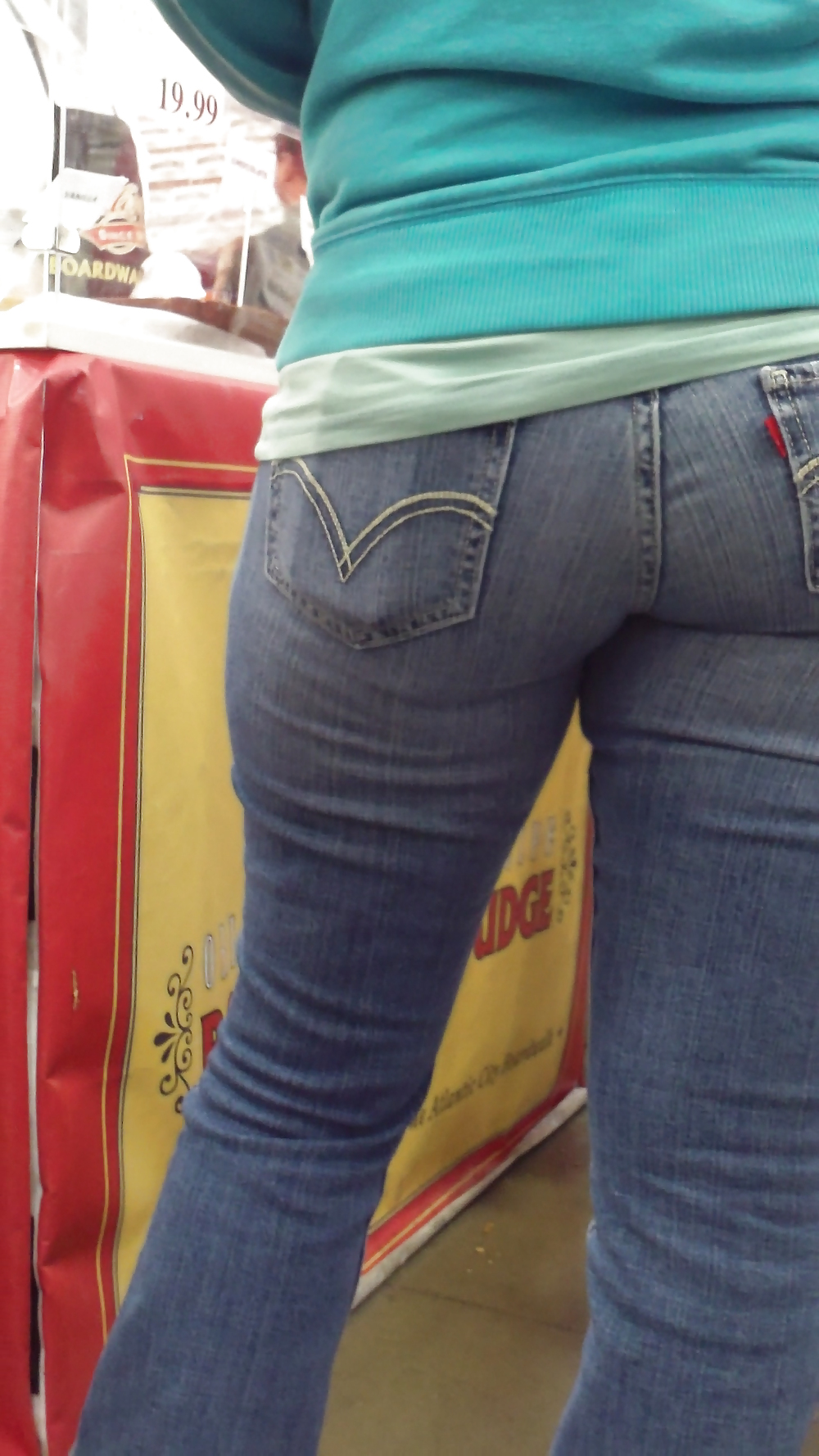 Popular teen girls butts & ass in jeans #21499976