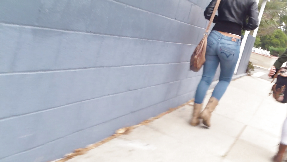 Popular teen girls butts & ass in jeans #21500203
