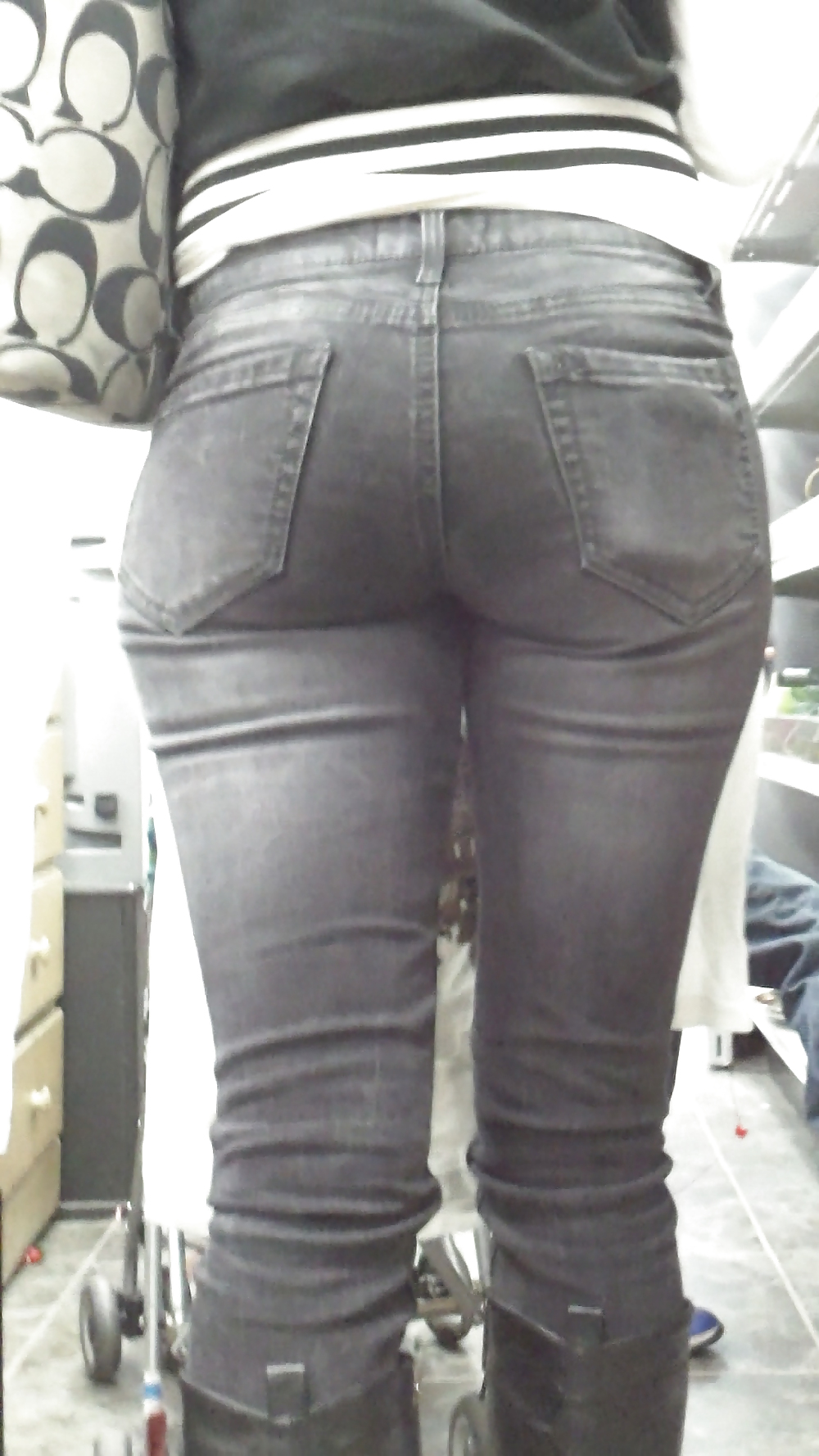 Popular teen girls butts & ass in jeans #21501102