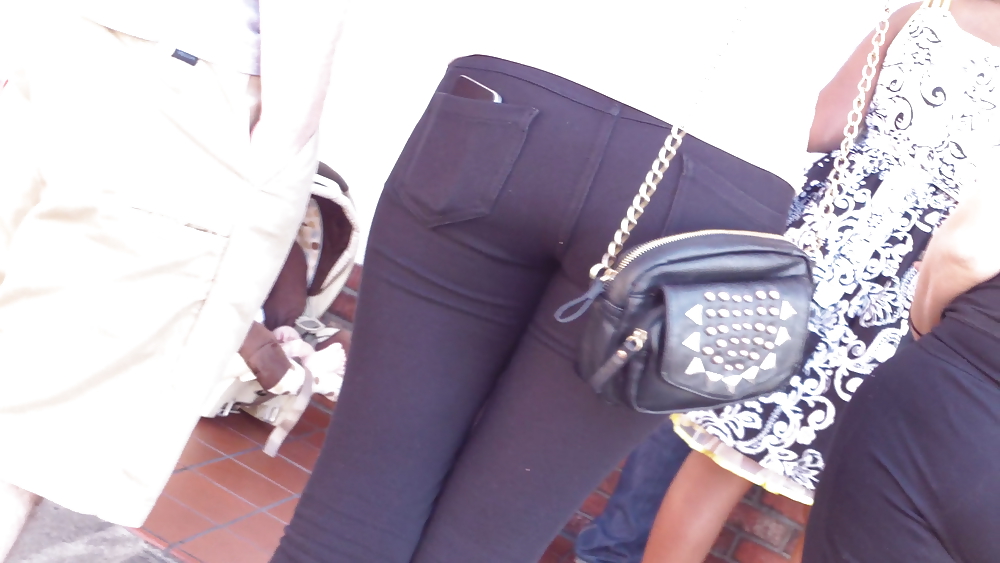 Popular teen girls butts & ass in jeans #21502184