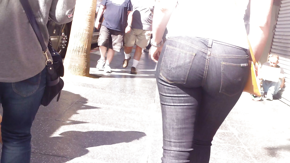 Popular teen girls butts & ass in jeans #21502855