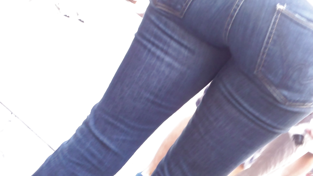 Popular teen girls butts & ass in jeans #21502903