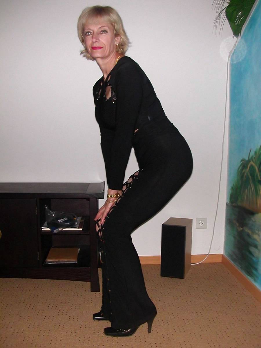 2 sexy lady
 #17543793