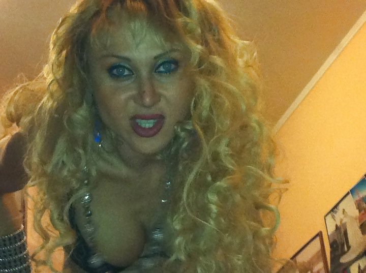 Ancora gnocca
 #18063486