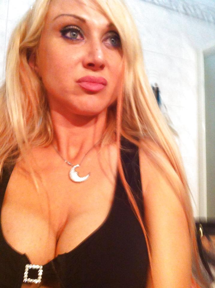 Ancora gnocca
 #18063519