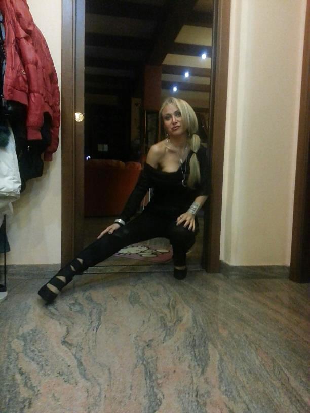 Ancora gnocca
 #18063570