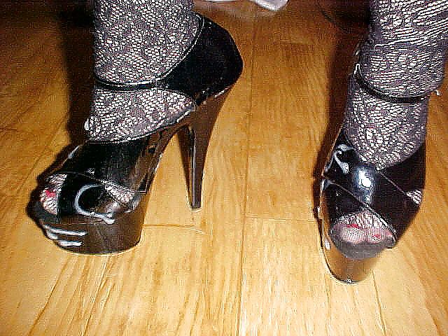 Shoejobs and cummy High Heels 3 #4374169