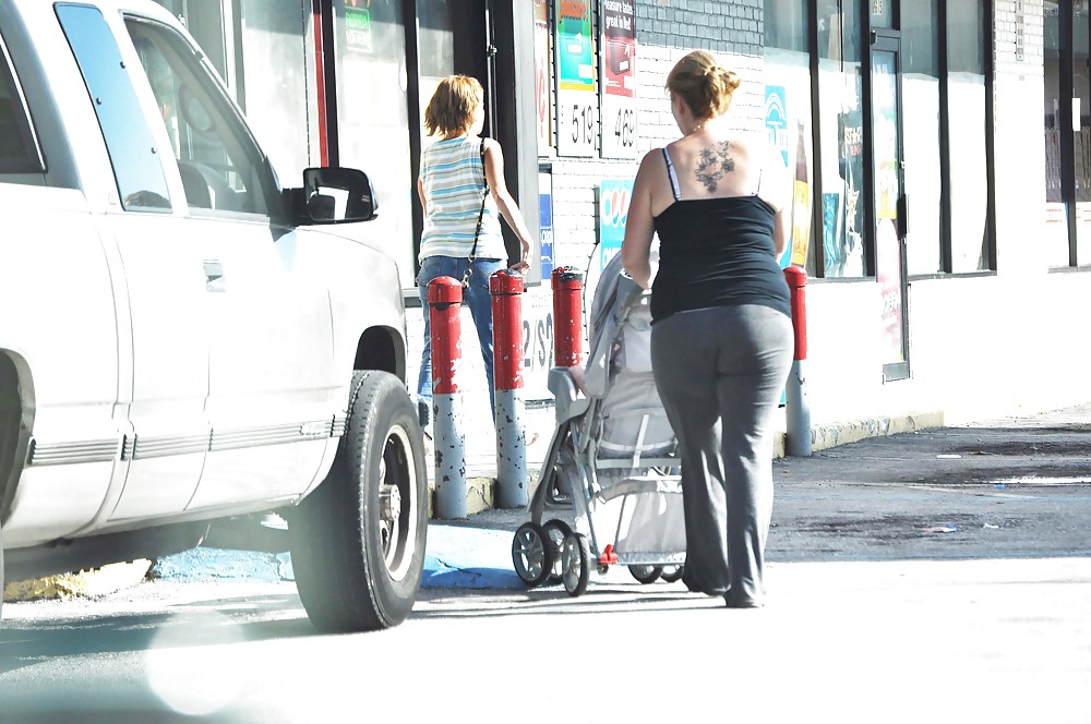 Chubby Butt in Yoga Pants #14504636