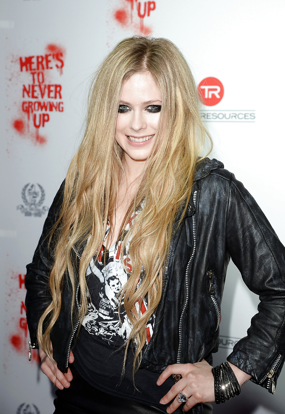 Avril ramona lavigne - una belleza follable
 #19599459