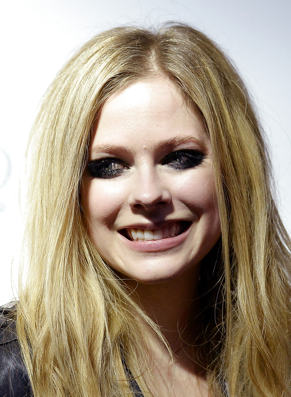 Avril ramona lavigne - una belleza follable
 #19599485