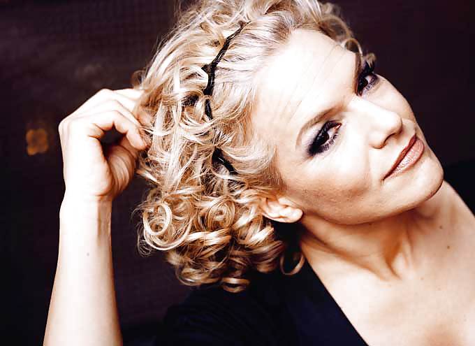 Ina Mueller #9596796