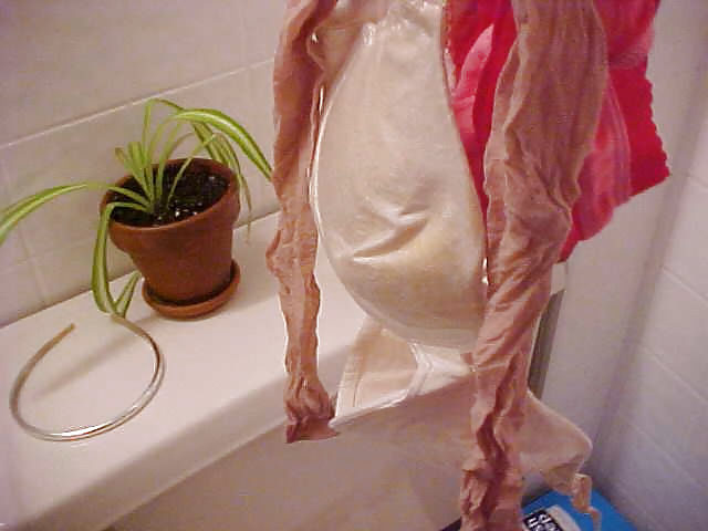 Nylons meiner Tante bei ihr zu hause...   #22309070