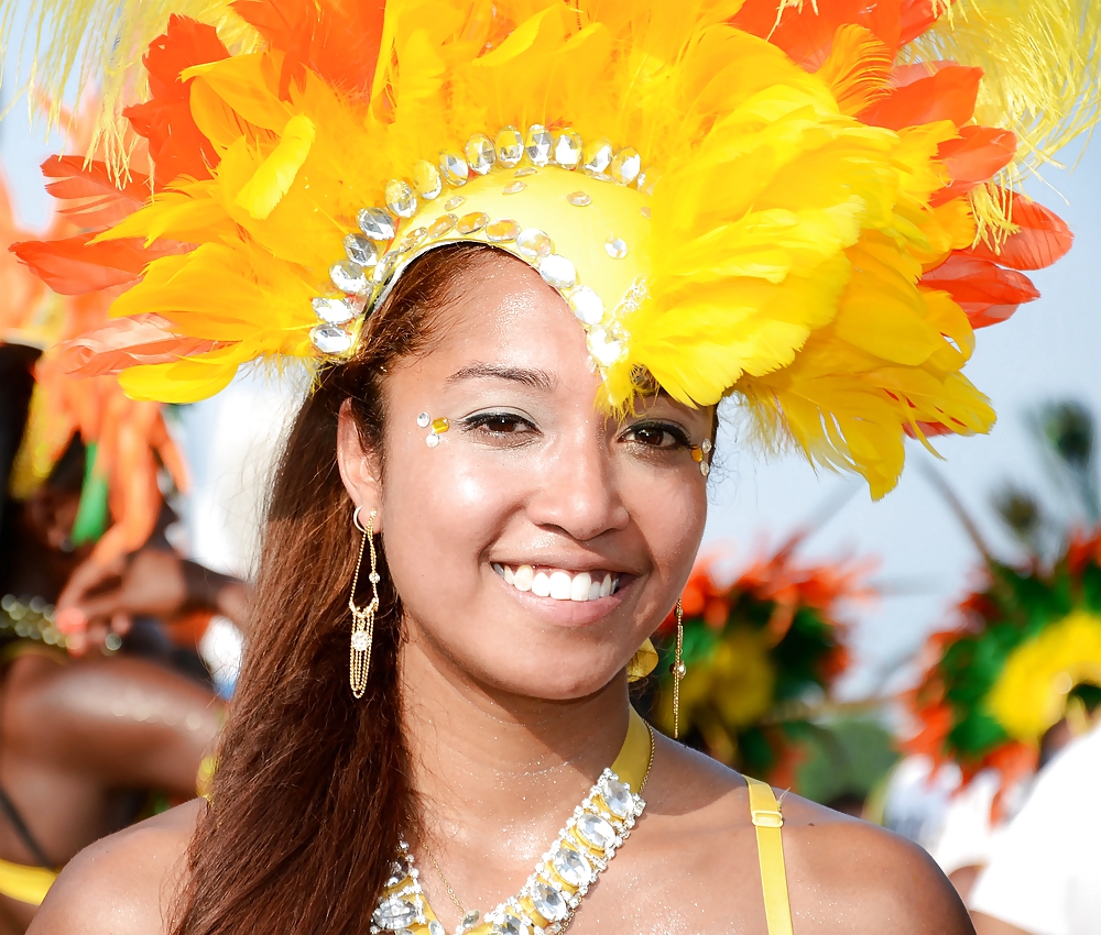 Karnevale Farben: Schönheitsköniginnen Samba Jugendliche 1 #18486536