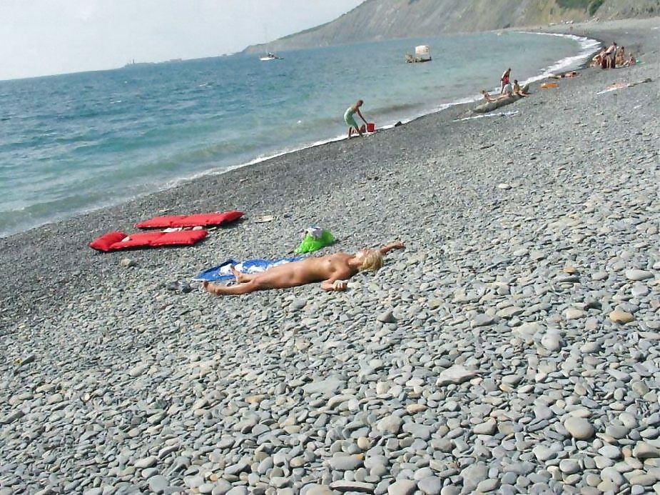 Io sono un tease sulla spiaggia
 #2763675