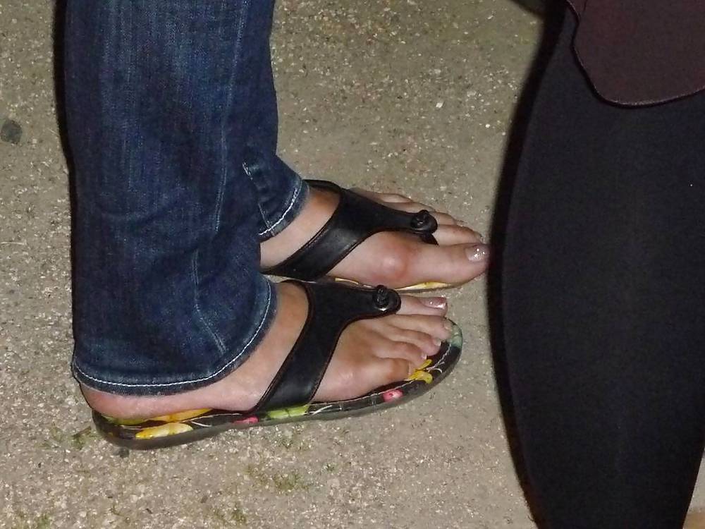 Japanese Candids - Feet on the Street 10 #5298608