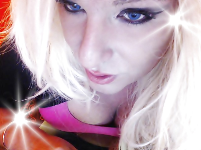 Veronik love
 #18864142