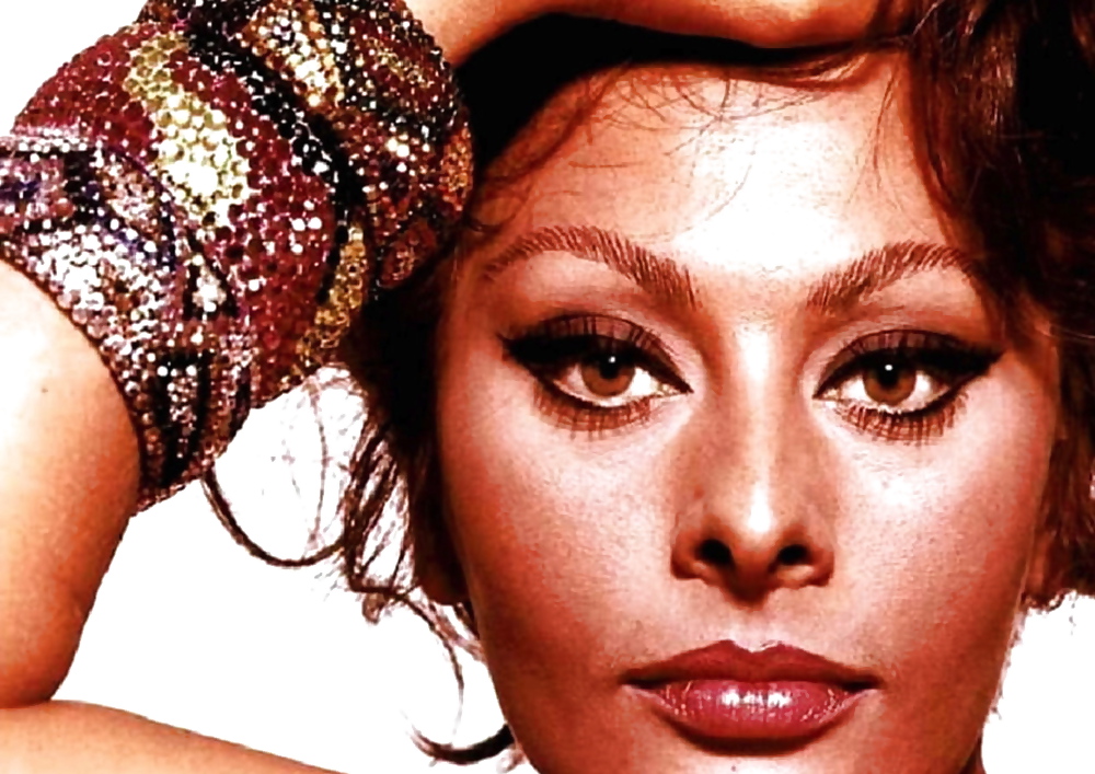Sophia Loren #18074651