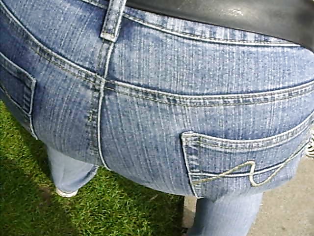 Wifes Ass Sexy En Jeans #13066134