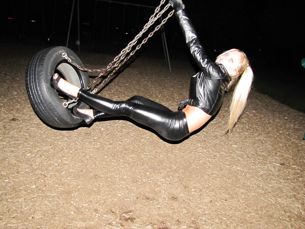 Mega best sexy gallery spandex tights leggings booty boobs #15724118