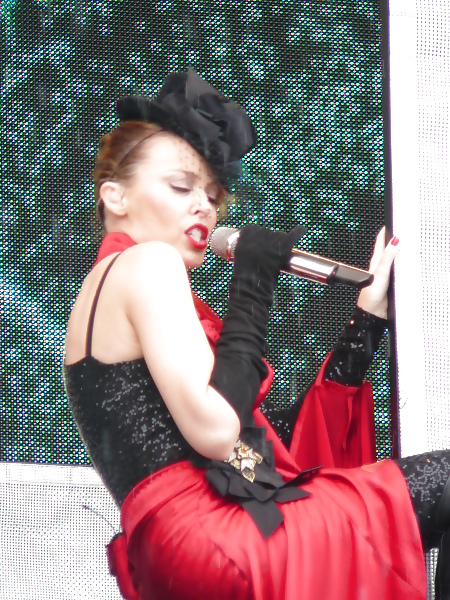 Kylie Minogue - Pieds, Les Jambes Et Plus #12333958