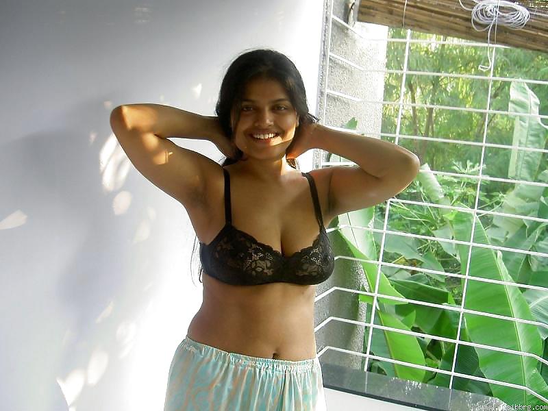 Srilankische Mädchen #21159922