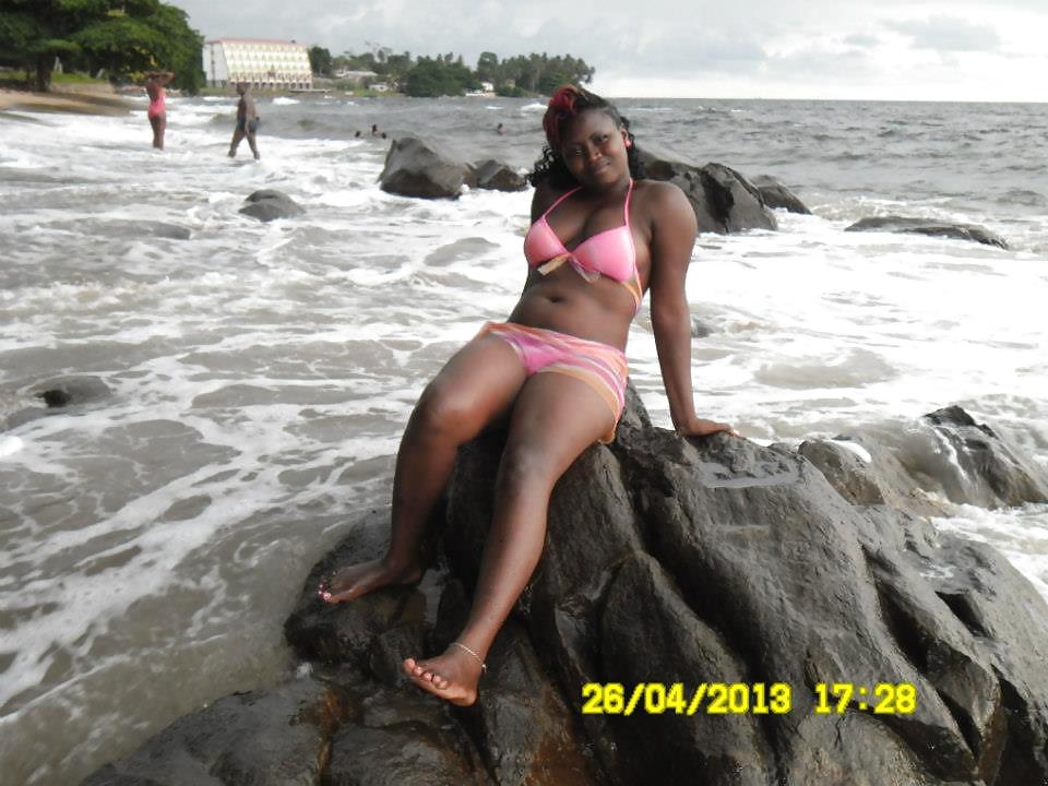 Appolonie In Strand Cameroun #20445433