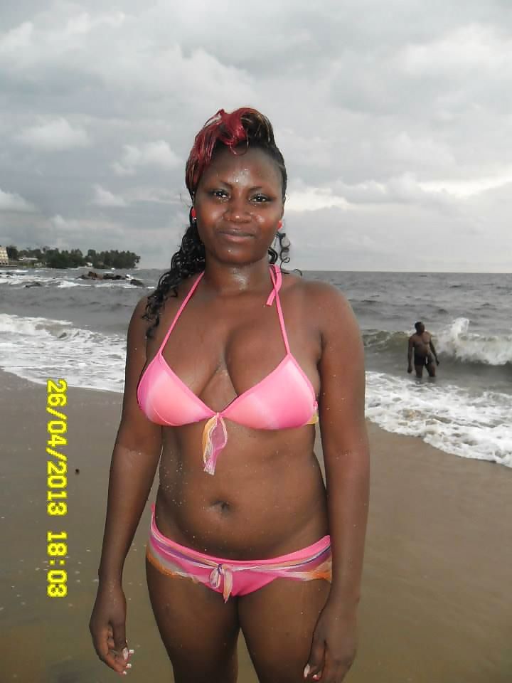 Appolonie In Strand Cameroun #20445446