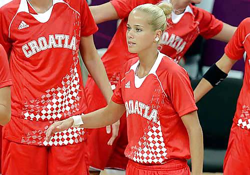 Antonia Misura-kroatisch Sportlich Göttin #17605021