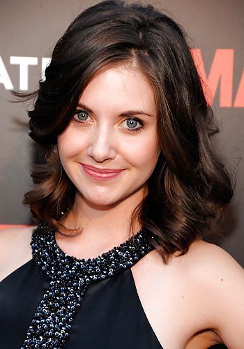 Alison Le Brie De La Communauté Et Gillian Jacobs Mega Collection #675521