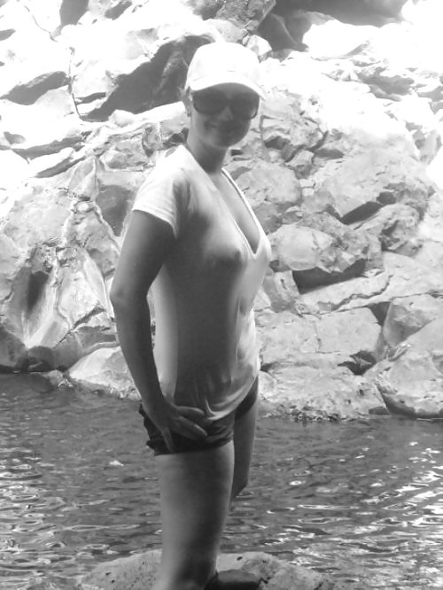 Monochrome pokies por troc
 #11642724