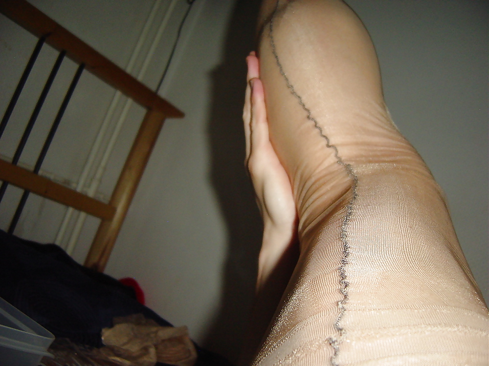 Fresh wet and Nylon plays 2 #7411061