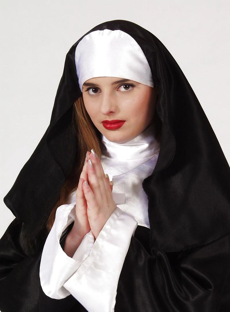 Fetiche #5 - las monjas
 #9914750