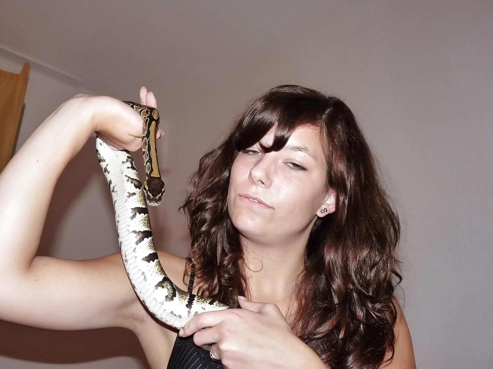 SNAKE BEAUTY #9869323