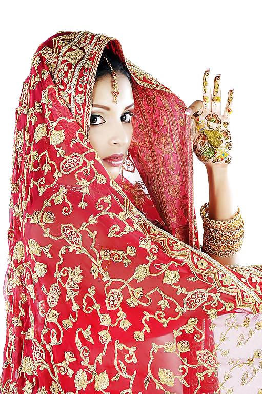 Pakistani Bride Model (SPECIAL THANKYOU 4RM MASERATI) #11342643