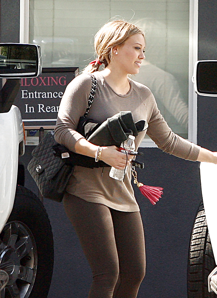 Hilary Duff - En Laissant Une Salle De Gym Dans Le Lac De Toluca #5742908