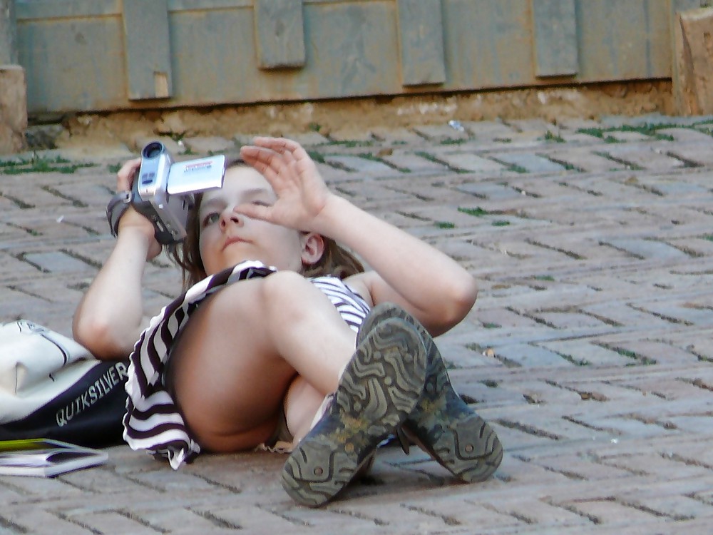 Amateur Upskirt Erotica 5 By twistedworlds #11250613