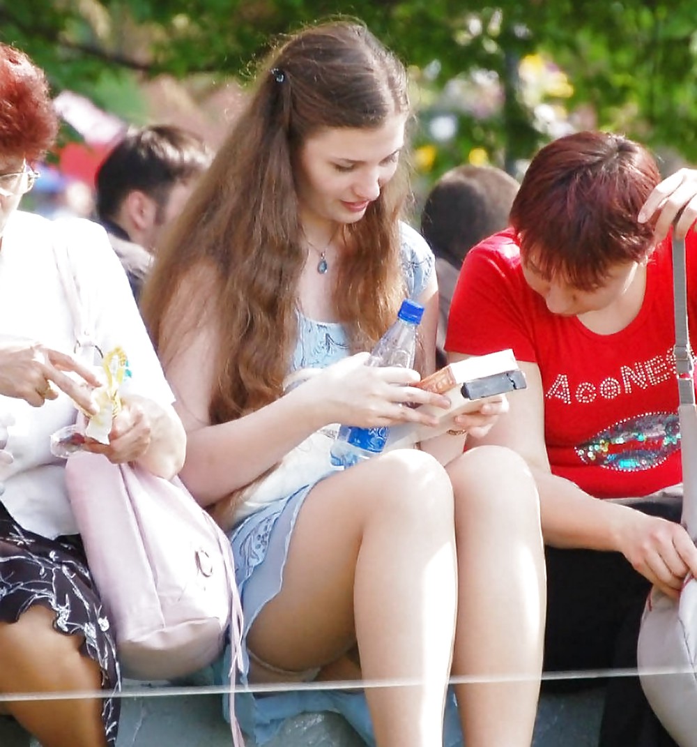 Amateur upskirt erotica 5 por twistedworlds
 #11250644