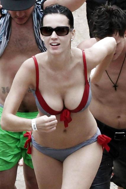 Katy Perry Massive Tits #12588482