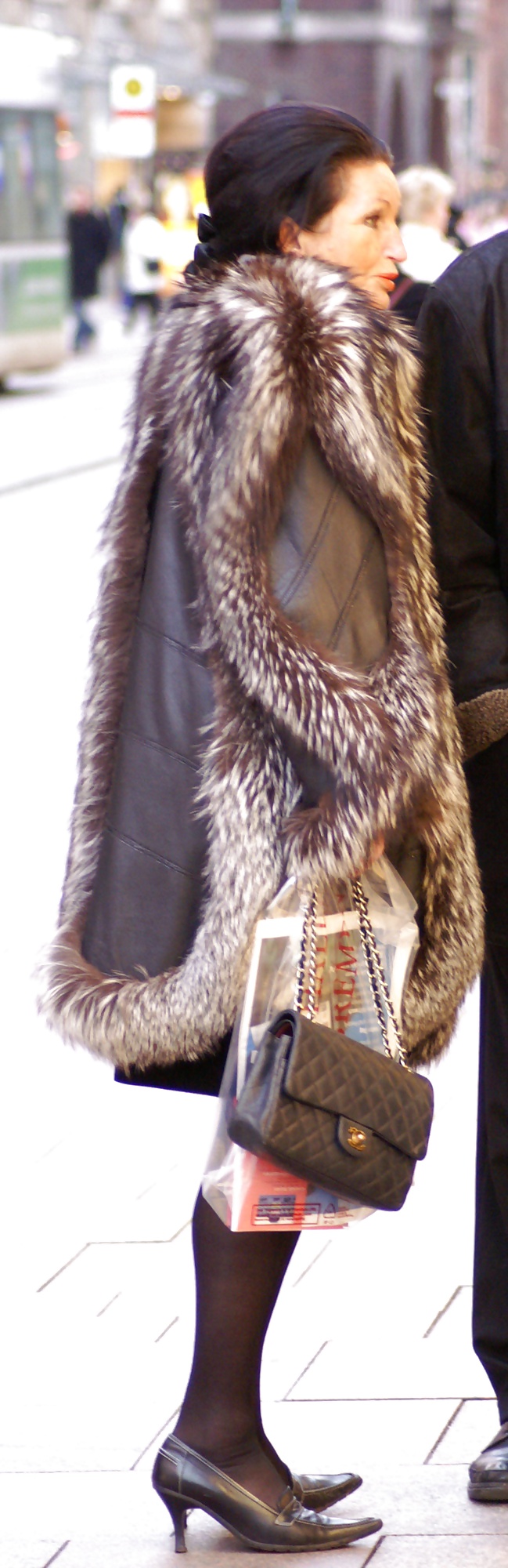 Street fur #20685068