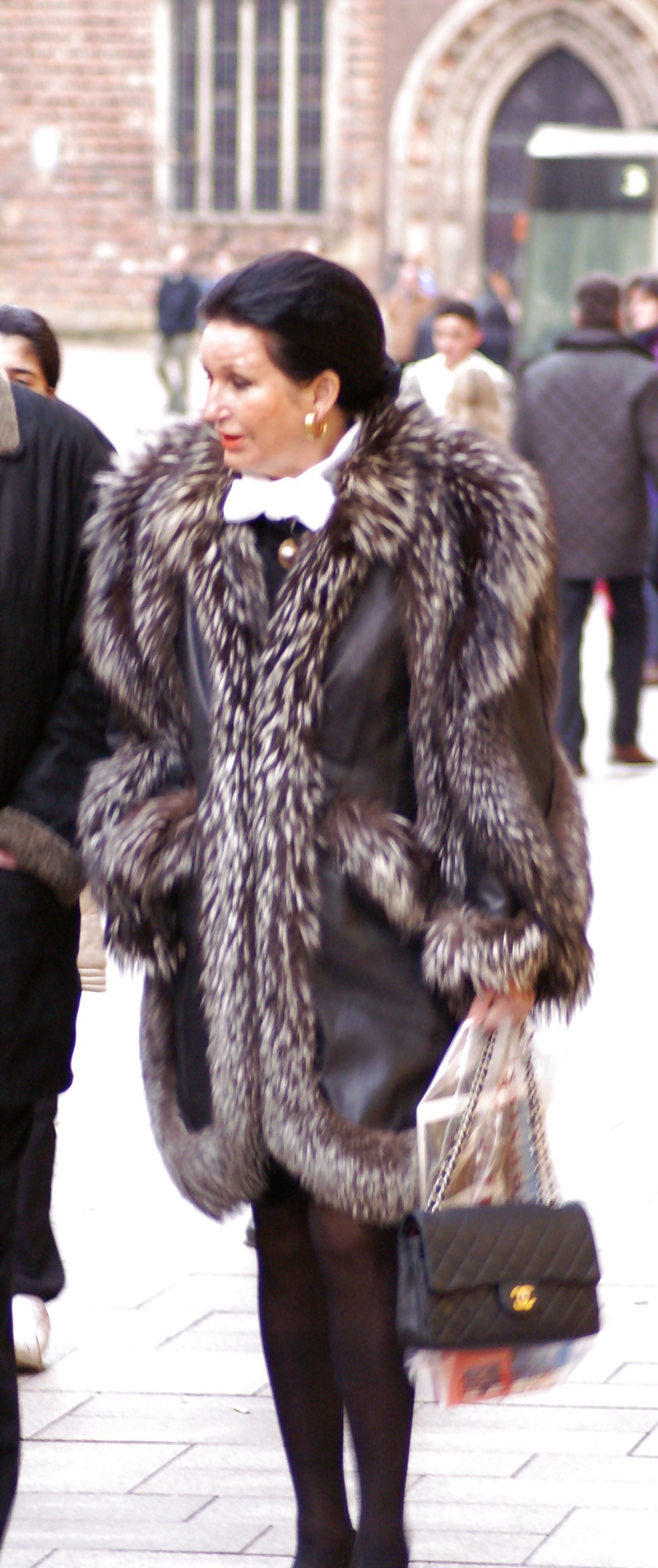 Street fur #20685101