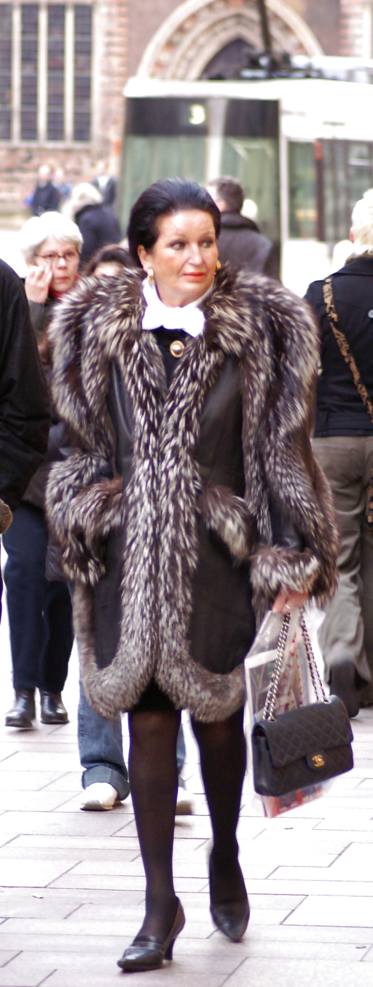 Street fur #20685109