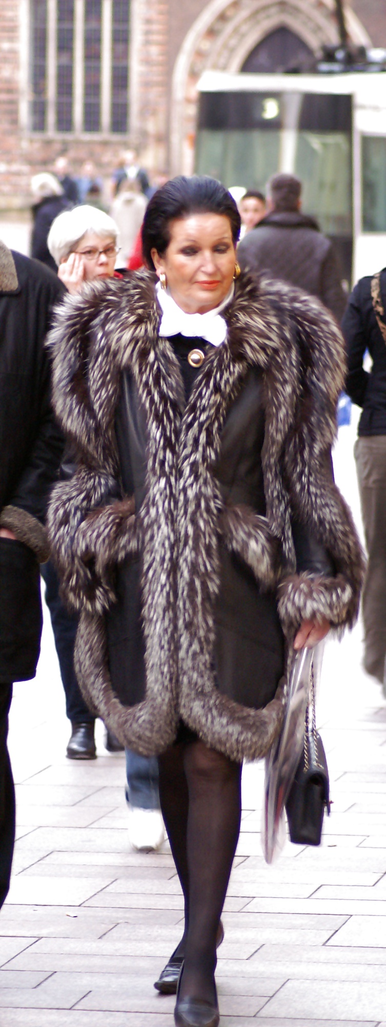 Street fur #20685188