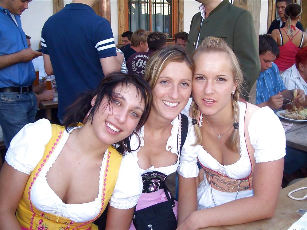 Oktoberfest Girls 3 #8575241