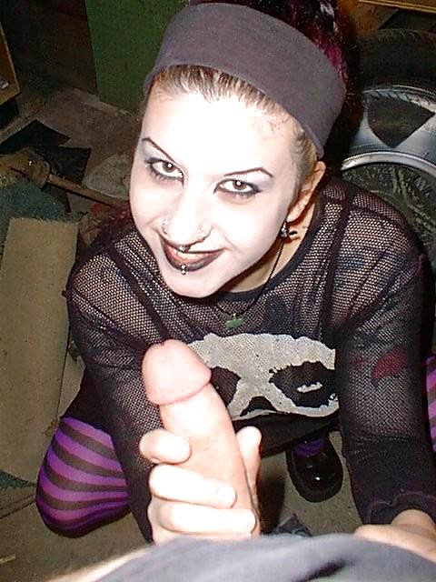 Gothic Blowjob Queen #9356546