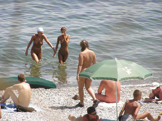 Spiaggia del castoro 13 (meno castoro, ancora caldo !)
 #18839689