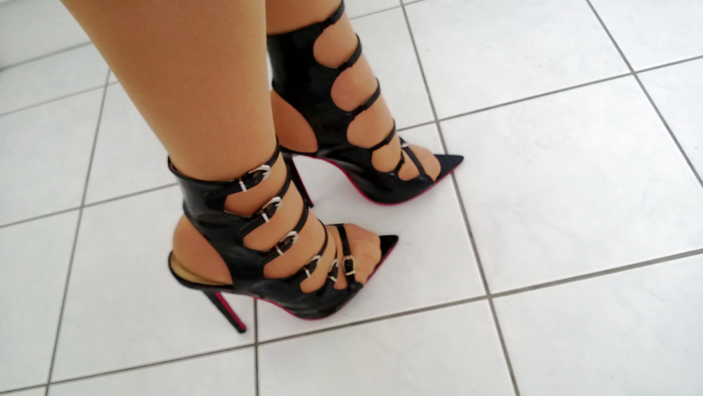 Tacones
 #16742417